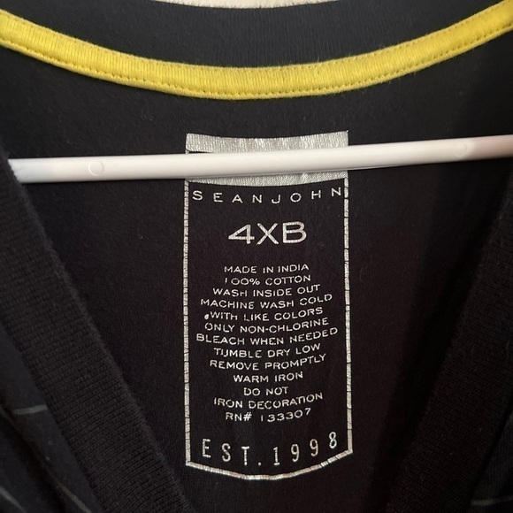 vintage sean john t shirt Men’s 4XB Vneck Graphic 90’s - Picture 2 of 5